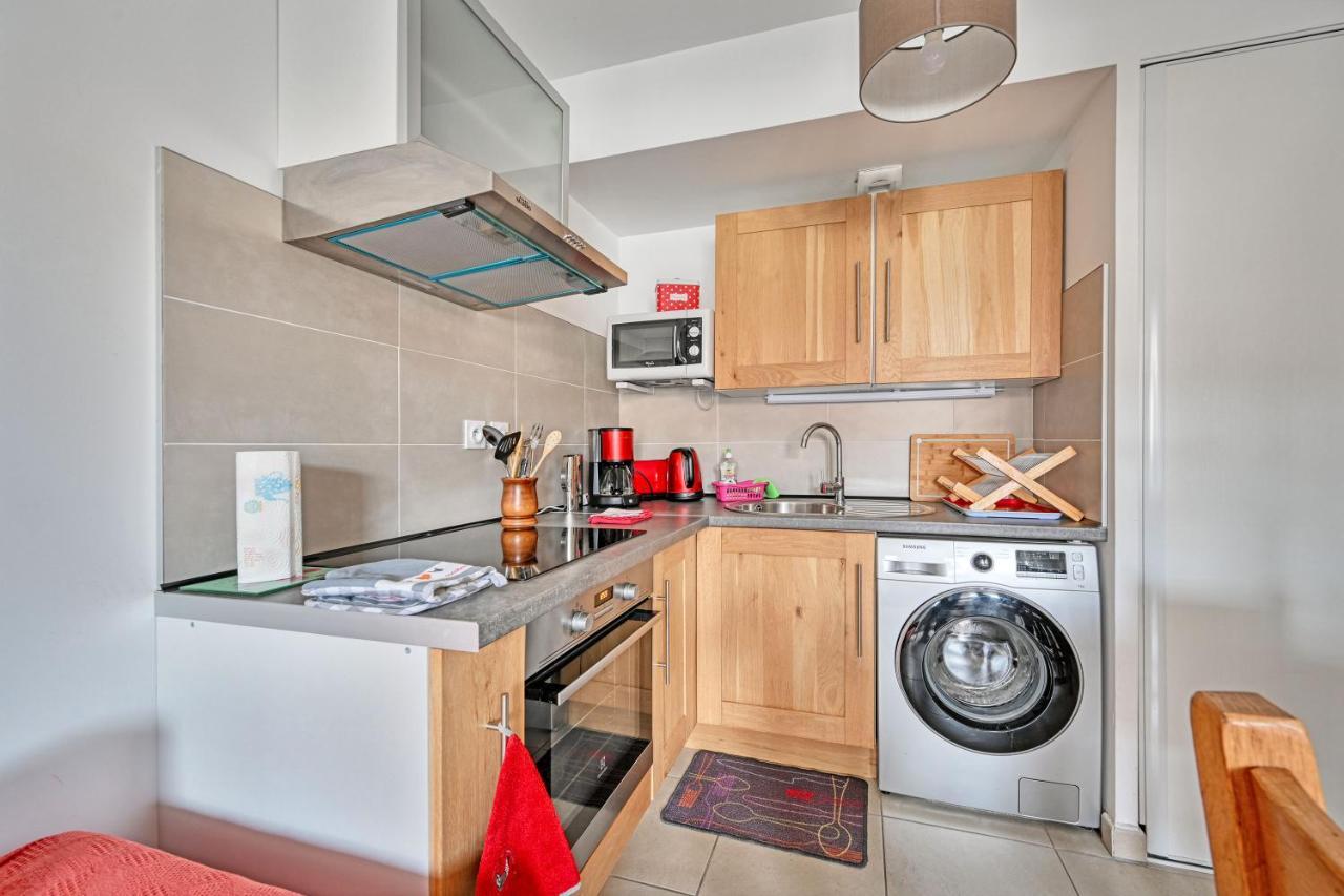 Ferienwohnung Ilot Coquelicot - Parking Gratuit Securise - Ac Clim - Ascenseur - Balcon LʼIsle-sur-la-Sorgue Exterior foto