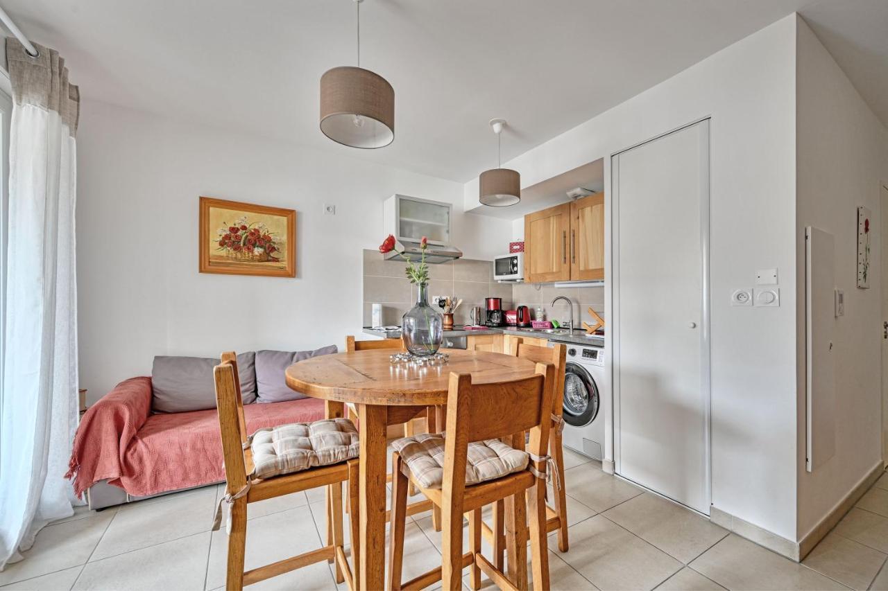 Ferienwohnung Ilot Coquelicot - Parking Gratuit Securise - Ac Clim - Ascenseur - Balcon LʼIsle-sur-la-Sorgue Exterior foto